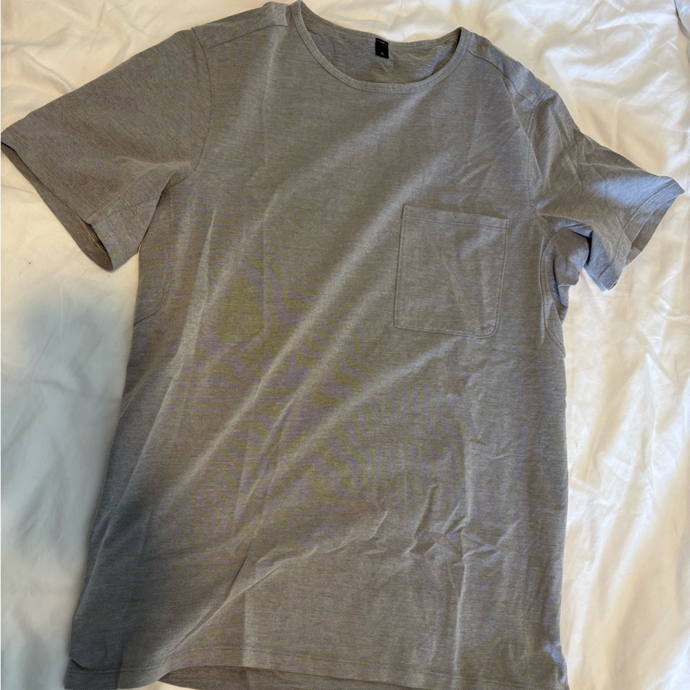 Men's Gray T-Shirt